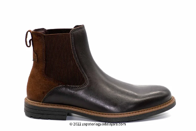 Men's work & safety boots with a moisture - wicking lining for dry feetFLEXI 402511 CHELSEA BOOT BROWN