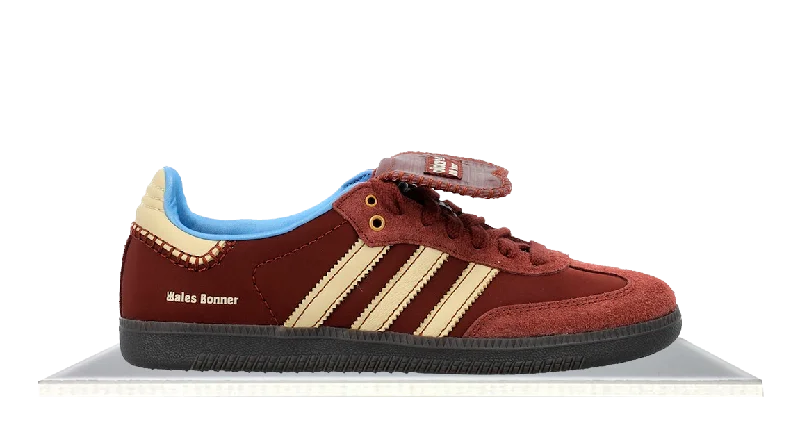 Men's sneakers with a removable insole for easy cleaningAdidas Samba Nylon Wales Bonner Fox Brown