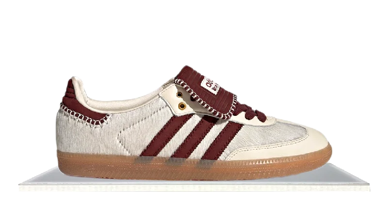 Men's skateboarding sneakers with a vulcanized soleAdidas Samba Pony Wales Bonner Cream White