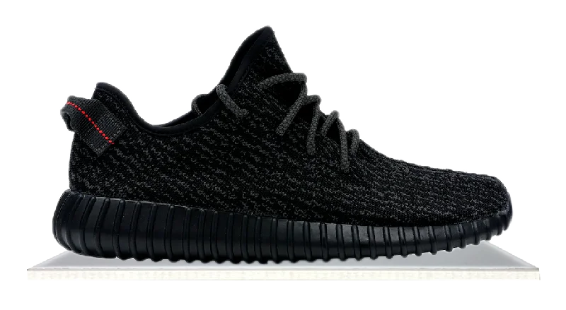 Men's high - performance basketball sneakers with air cushioningYeezy Boost 350 Pirate Black (2023)