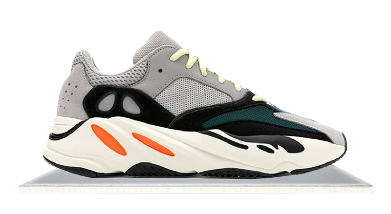 Men's waterproof hiking sneakers with a Gore - Tex liningYeezy 700 Wave Runner