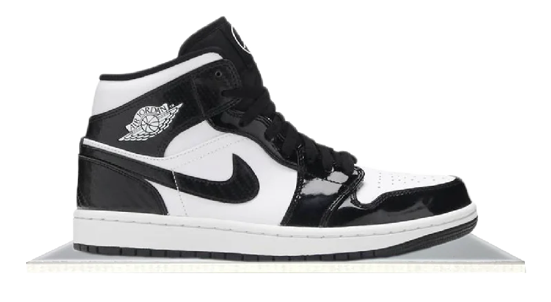 Men's casual leather sneakers with a distressed finishAir Jordan 1 Mid Carbon Fiber