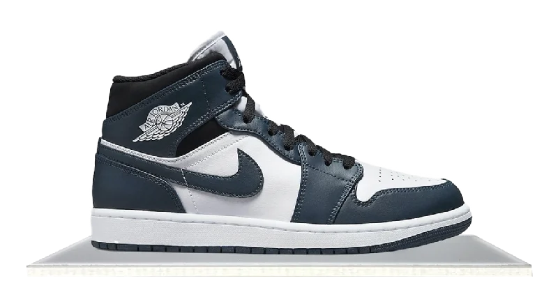 Men's camo - print sneakers for an edgy styleAir Jordan 1 Mid Dark Teal