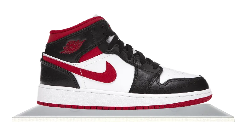 Men's minimalist sneakers with a simple designAir Jordan 1 Mid Black Gym Red