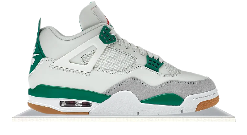 Men's minimalist sneakers with a simple designAir Jordan 4 SB Pine Green