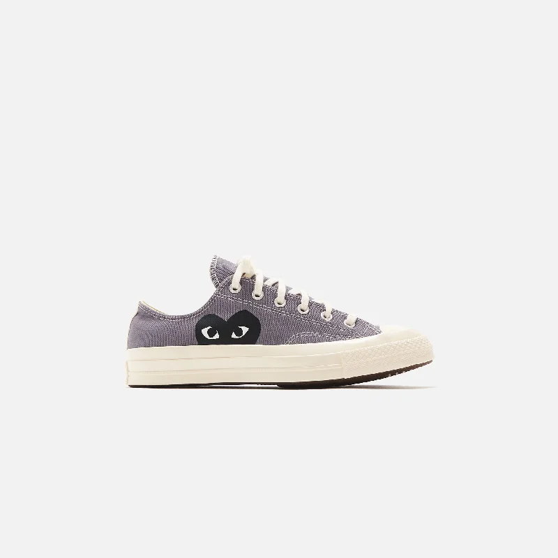 Men's tennis sneakers with a non - slip outsoleCDG Pocket x Converse Chuck 70 - Ox Steel Gray