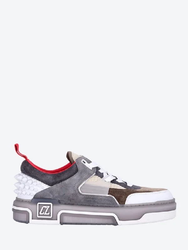 Men's camo - print sneakers for an edgy styleAstroloubi sneakers