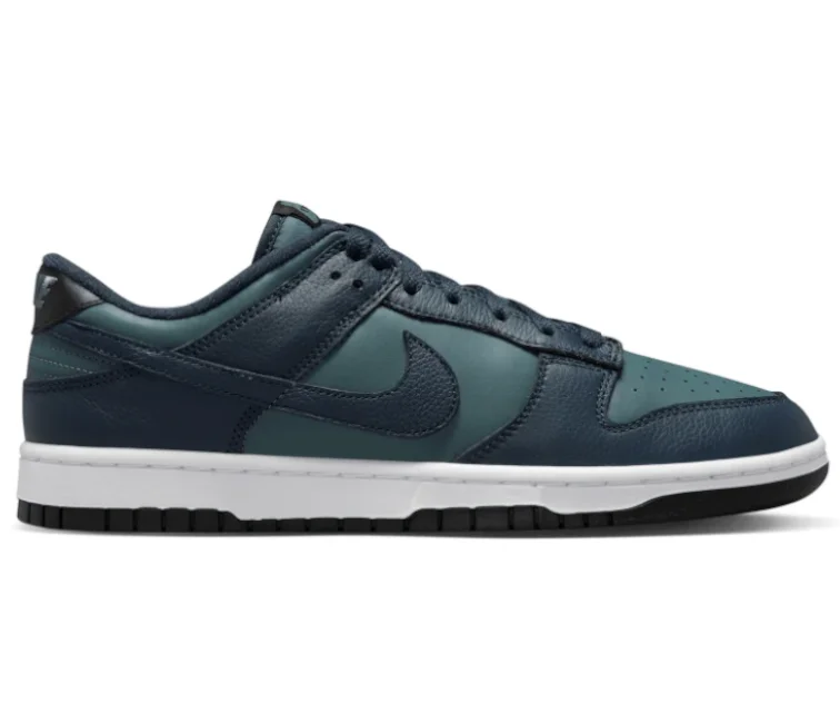 Men's sneaker collabs with famous designersMen's Nike Dunk Low Retro (Armory Navy)