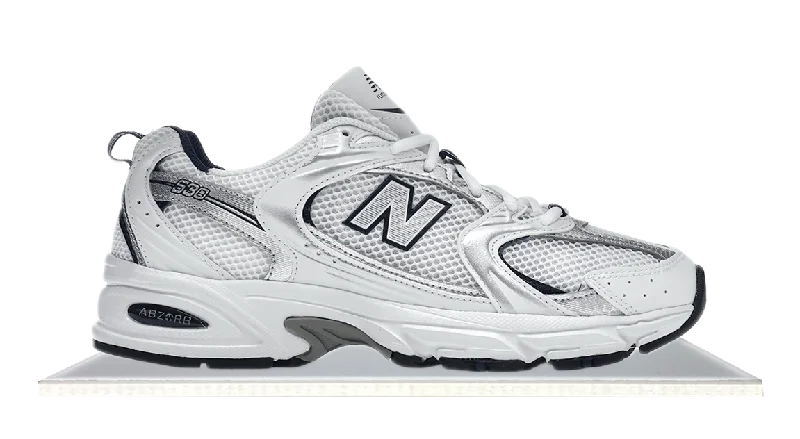 Men's leather - and - mesh combination sneakers for style and functionNew Balance 530 White