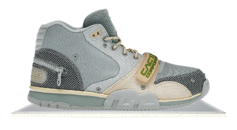 Men's narrow - width sneakers for a snug fitAir Trainer 1 SP x Travis Scott "Grey Haze"