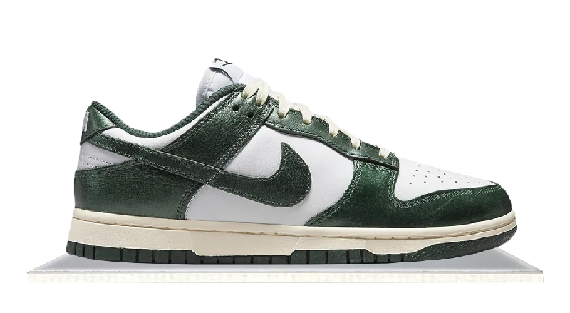 Men's high - performance basketball sneakers with air cushioningDunk Low Vintage Green