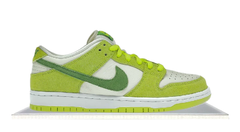 Men's classic white leather sneakers with black lacesSB Dunk Low Green Apple