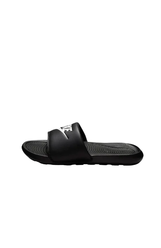 Men's low - profile tennis sneakers for a sleek lookNike Victori One Slide Black