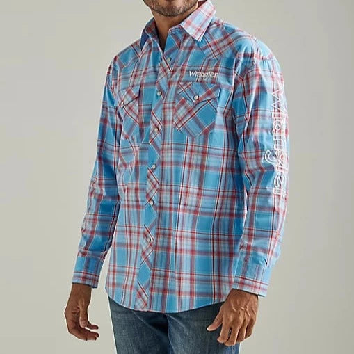 Men's western boots with a leather - wrapped heel and a smooth finishWrangler Men's Logo Long Sleeve Snap Shirt- Sunny Blue