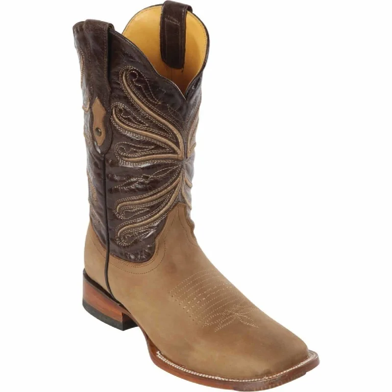 Men's western boots with a traditional western boot silhouette and a polished shineMen's Quincy Wide Square Toe Boot Q822A6231