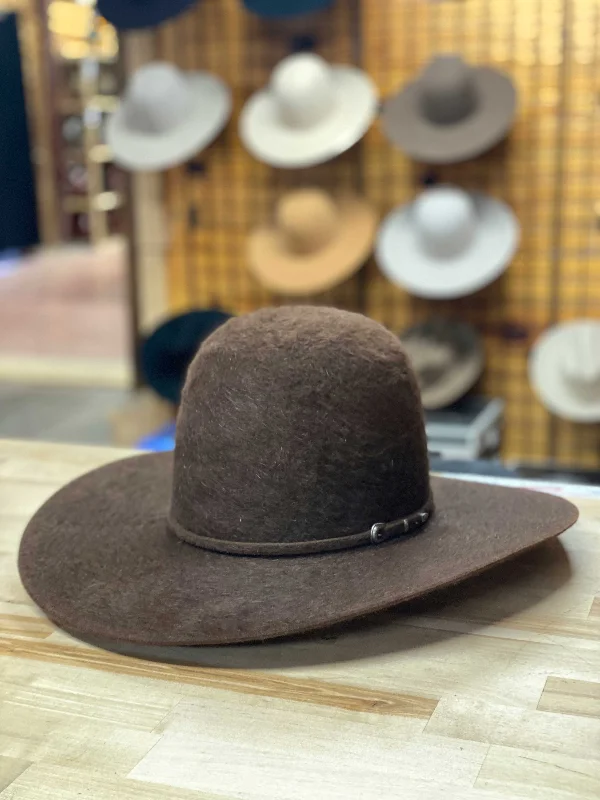 Men's western boots with a scalloped edge and a pull - on strapRodeo King | 10X Chocolate Grizzly Felt Cowboy Hat