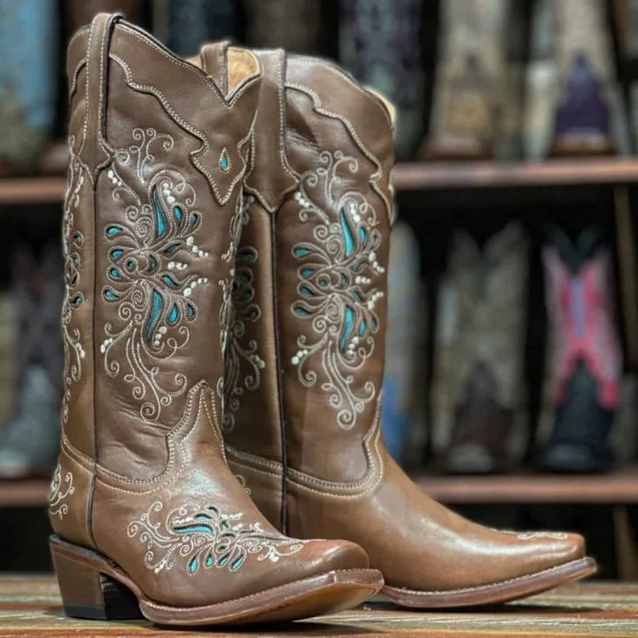 Men's western boots with a decorative concho belt and buckleTanner Mark Women's Grand Prairie Leather Square Toe Boots Brown TML205057