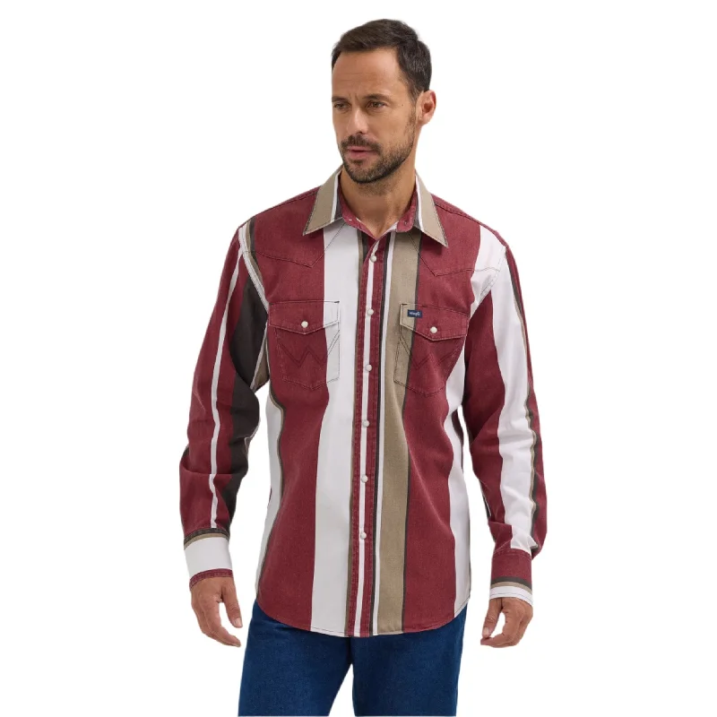 Men's western boots with a high - quality leather upper and a suede liningWrangler Vintage Red and Brown Striped Shirt