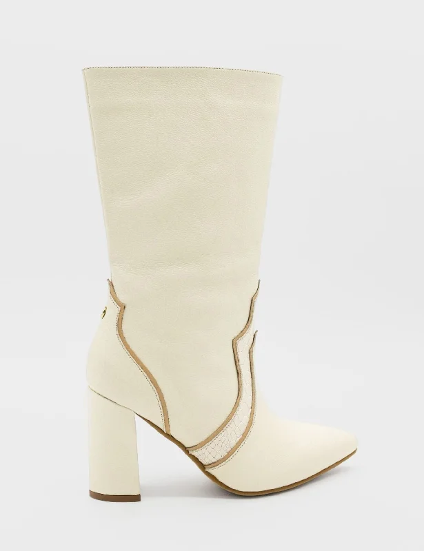 Men's western boots with a scalloped edge and a pull - on strapWayuu western boots in off white leather womens shoes