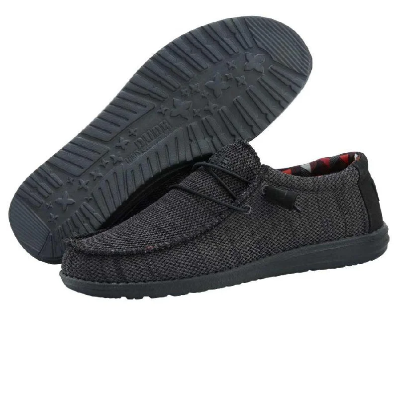 Men's casual shoes with a sporty look and feelHey Dude Wally Sox Jet Black